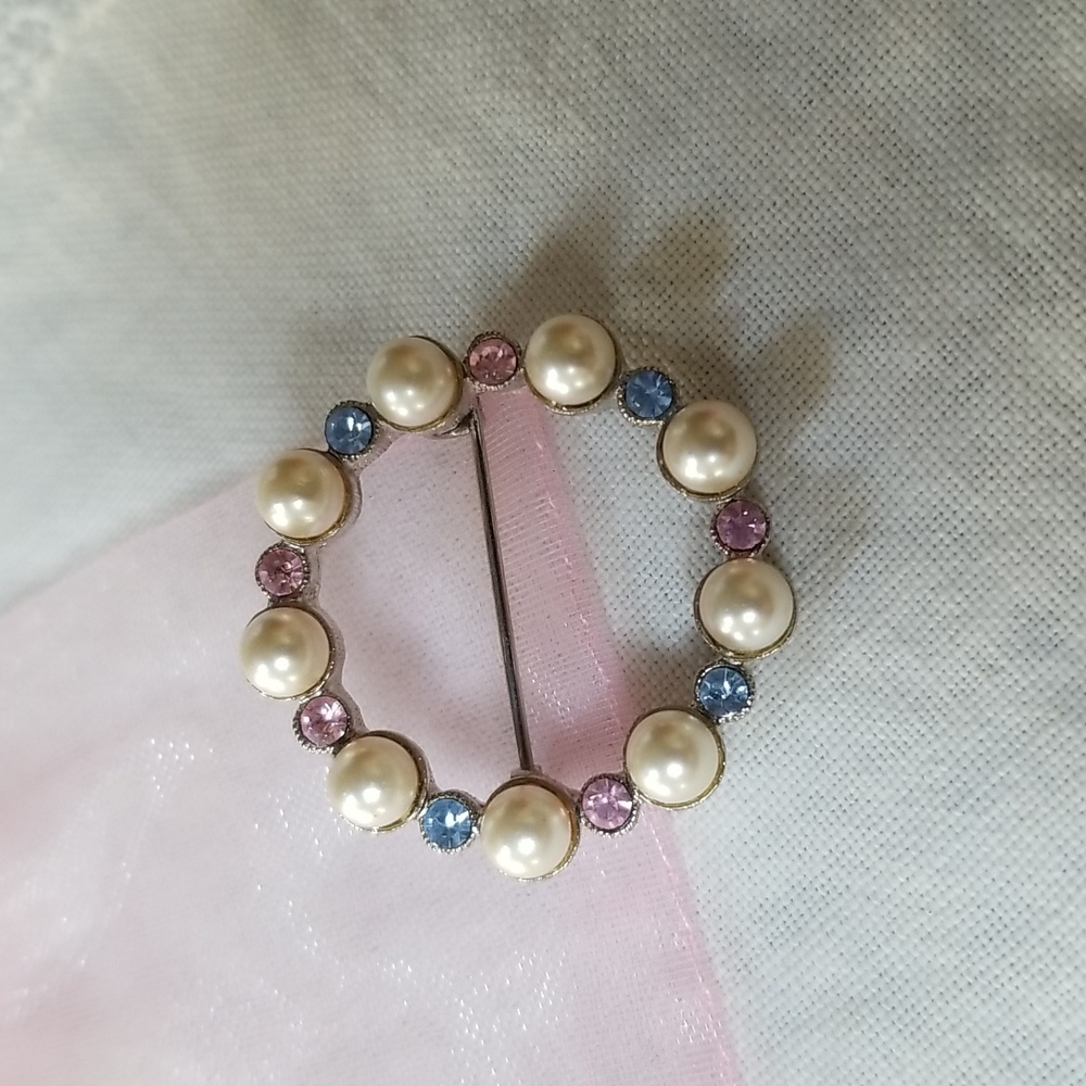 💎RETRO CIRCLE BROOCH